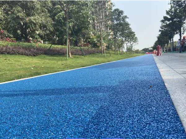新昌透水沥青道路改造